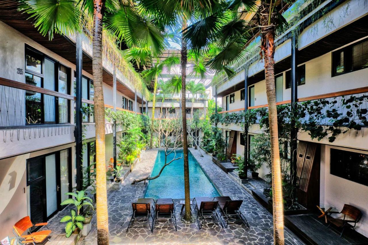 เอาต์โพสต์ อูบุด เปเนสตานาน โคเวิร์กกิง แอนด์ โคลีฟวิง Hotel ภายนอก รูปภาพ