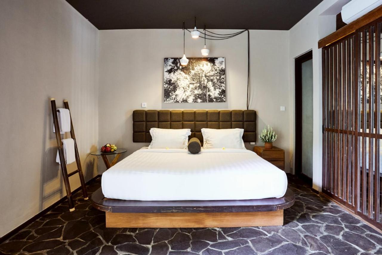 เอาต์โพสต์ อูบุด เปเนสตานาน โคเวิร์กกิง แอนด์ โคลีฟวิง Hotel ภายนอก รูปภาพ
